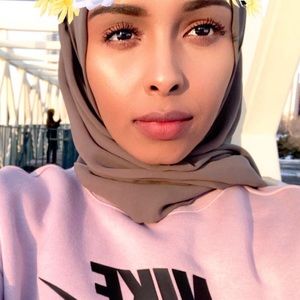 Meet your Posher, Faiza